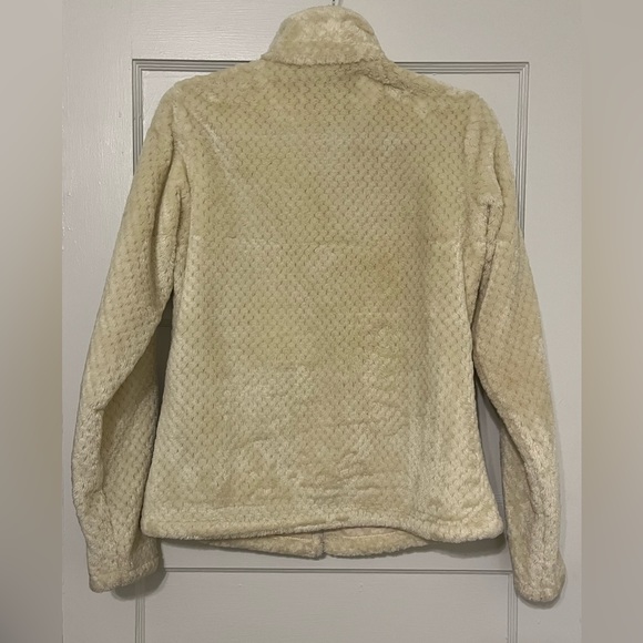 Women’s Columbia cream colored Sherpa jacket. Medium. Great pre-owned condition - Picture 2 of 7